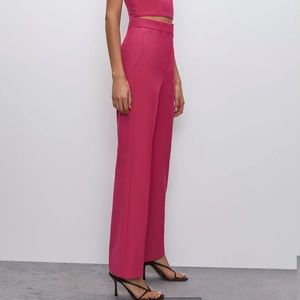 NWOT Aritzia Babaton Meta Pant Fuschia Pink